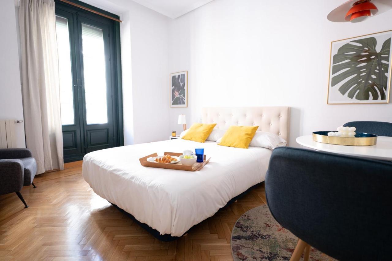 Estudio Calle Del Barquillo Madrid Kültér fotó